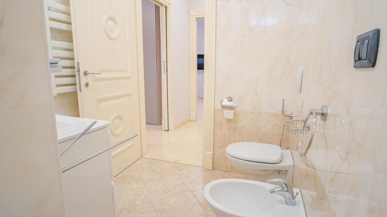 Relais Du Lac Loft - Italian Homing Desenzano del Garda Exteriör bild